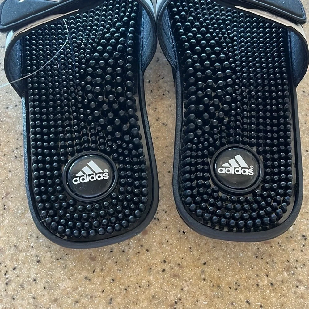 Brand New Adidas 3-Stripe Black & White Adjustable Strap Sport Slides Sandals